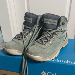 Columbia Sage Green Hiking Boots